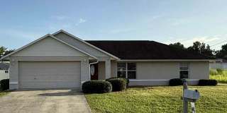 3/2/2 Beautiful Home with Spacious Backyard in Southeast Ocala Gallery 1