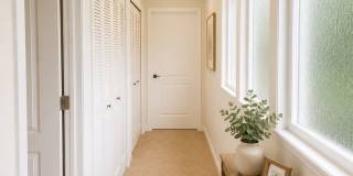 Charming Luxury Home near Downtown & Shopping Gallery 13