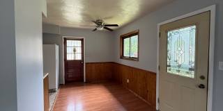 Adorable 3 Bedroom/2 Bath Home with Vintage Charm Gallery 3