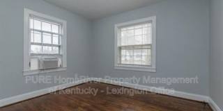 200 Floral Park Gallery 17