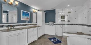 105 Beacon Boulevard Gallery 16