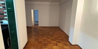 24 Metropolitan Oval unit: Me Gallery 1