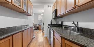 945 W GORDON Terrace Gallery 9