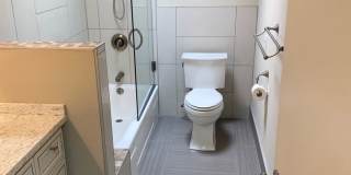 $4900-  Mountain View Townhouse-2 bedroom 2.5 bath. Gallery 29
