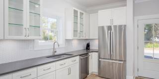 112 Seagate Place Gallery 4