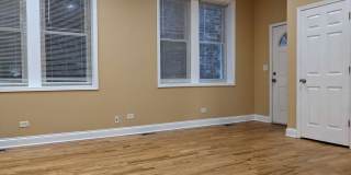 712 S Aberdeen Street Gallery 5