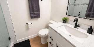 5146 E OAK Street Gallery 7