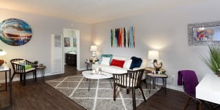 The Atrium Gallery 28