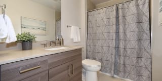 The Madrona Gallery 16