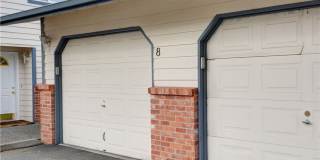 3 bed 1.5 bath townhome in the prime location of Bothell!! Gallery 31