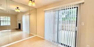 Cozy 2 bedroom Duplex Gallery 6