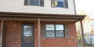 3BR/2BA Townhome – Updated Kitchen, Large Deck & Fenced Yard IN Radcliff Gallery 1