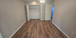 10601 W BOLIVAR Drive Gallery 30