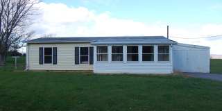 COMING SOON!!! 3 Bedroom 1 Bath W/HUGE Yard Gallery 1