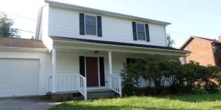 3 Bedroom 2.5 Bath House with 1 Car Garage Gallery 1