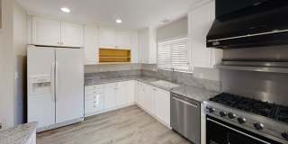 Newly Remodeled 4BD/2BA Gallery 8