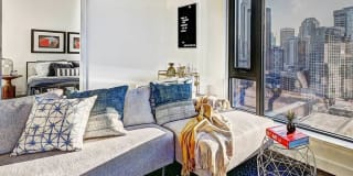 AMLI Arc Gallery 18