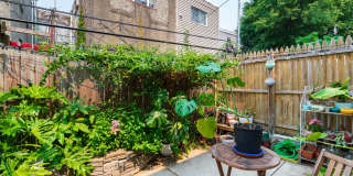 Two Bedroom Point Breeze Townhouse Gallery 8
