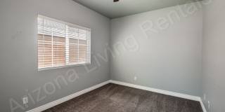 DON'T MISS THIS THREE BEDROOM TOWNHOUSE IN A PRIME LOCATION Gallery 23