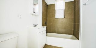 3560 W Cermak Rd Gallery 2