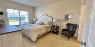 Cardinal | 4 Bed 2.5 Bath | Garage | 1895 sf | $2959-$3255 | 8, 9, 10, 12, 14, and 15 month lease terms Gallery 204