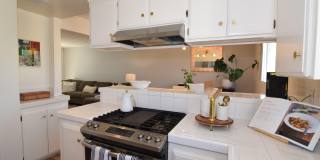 18550 Hatteras Street Gallery 10