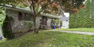 23 E Mountain Road Gallery 1