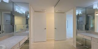 2000 Presidential Way Gallery 27