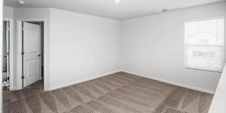 Room for Rent in 4 Bedroom Home at Trailblazer St Gallery 16