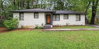 3743 Poplar Drive Gallery 1