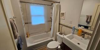$1k Rebate! Oversized House w 4 Parking Spots Inc.  Laundry in Unit.  Fits up to 10 ppl (Would Cost Extra) Gallery 10