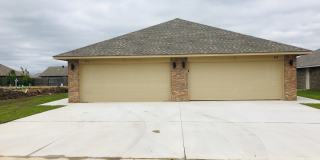 3 Bed 2 Bath 2 Car Garage Duplex In Moore ***Moore Schools Gallery 1