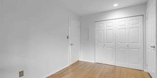 342 Village Court Gallery 17