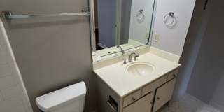 Elegant Colonial Style 2 Bedroom 2 and a half Bathroom Townhome in Little Rock Gallery 38
