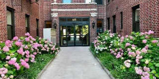 855 Broad Avenue Gallery 6