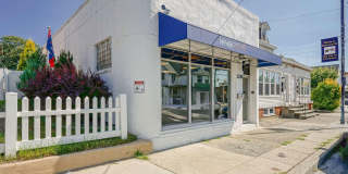 208 N BROADWAY Gallery 5
