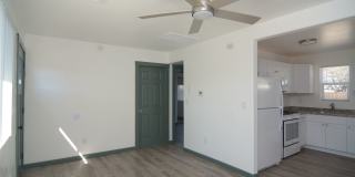 Remodeled 2 Bedroom 1 Bath Duplex! Great Central Tucson Location! Gallery 5