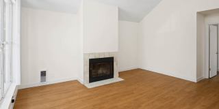 Riva Terra Apartments at Redwood Shores Gallery 31