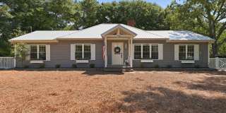 Spacious Ranch on Over an Acre Near Downtown Southern Pines Gallery 1