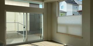 Modern 3br, 3.5ba, Finished Basement, 2 Suites! Gallery 4