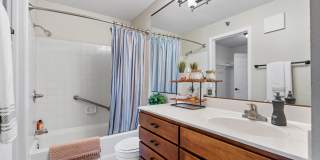 Cedars Lakeside Gallery 8