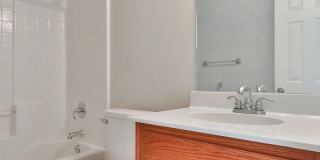 3/2/2 near Golf Course! Gallery 10