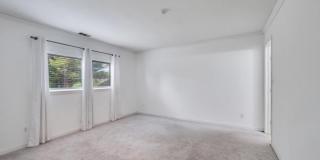 109 Pointe Circle S Gallery 8