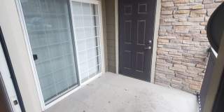 Spacious 2B/2B Main Level Condo With Garage NOW AVAILABLE Gallery 18
