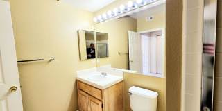 Beautiful Brisbane condo Gallery 18