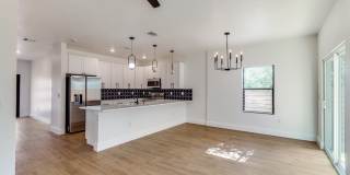 207 Gravel A St Gallery 9