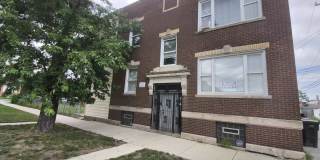 2542 W 64th Street Gallery 1