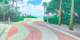 2924 Collins Ave Gallery 11