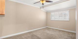 5081 Howard Avenue Gallery 17