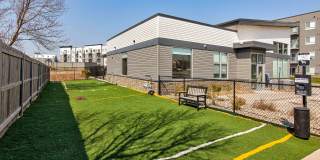 Lake Shore Apartments Gallery 30